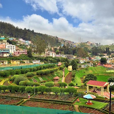 Al Woodlands Residency Hotel Ooty Exterior photo