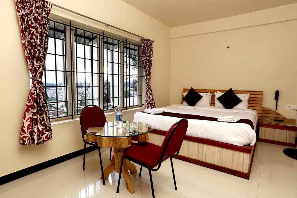 Al Woodlands Residency Hotel Ooty Exterior photo