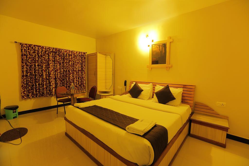 Al Woodlands Residency Hotel Ooty Exterior photo
