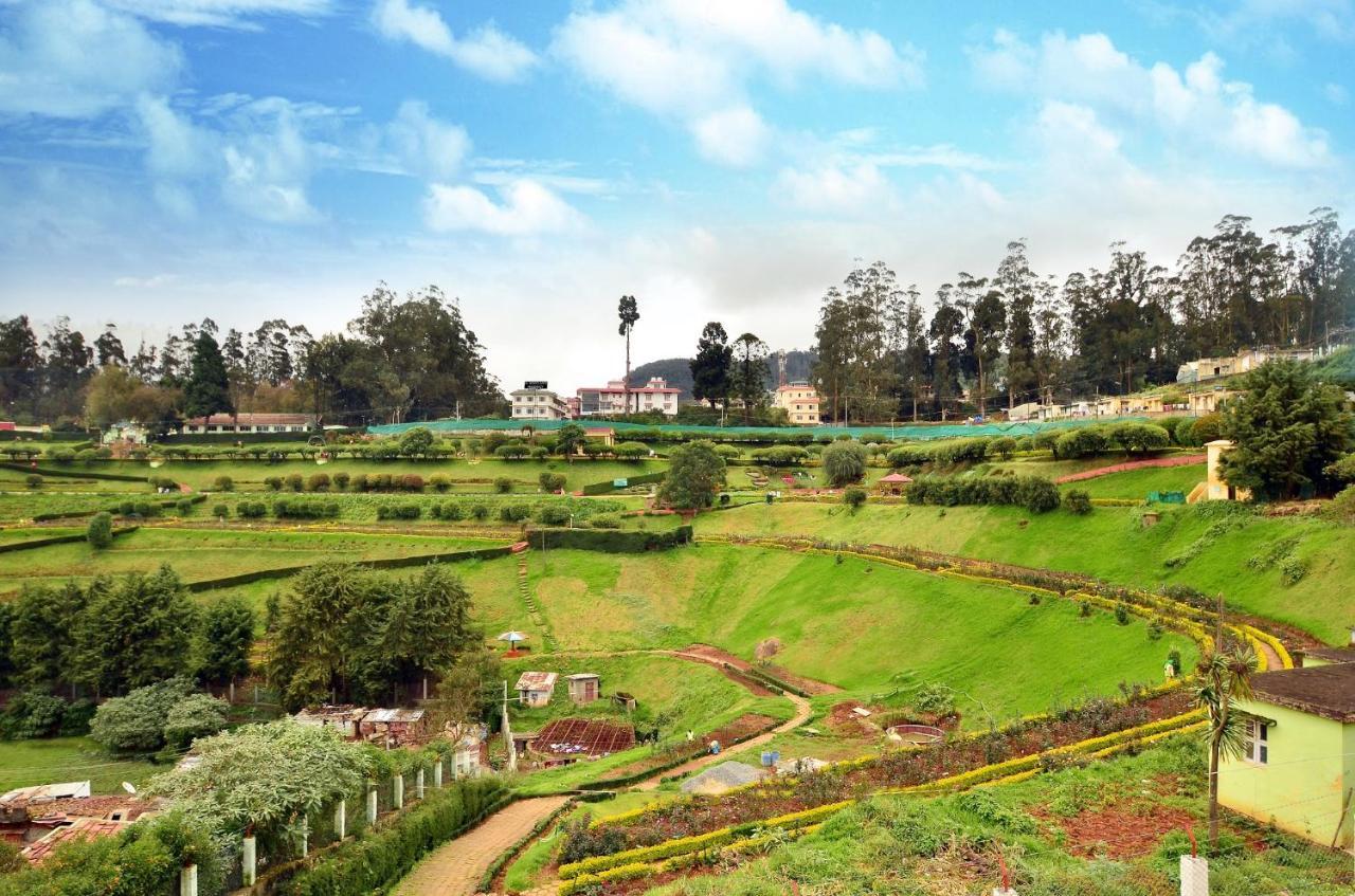 Al Woodlands Residency Hotel Ooty Exterior photo